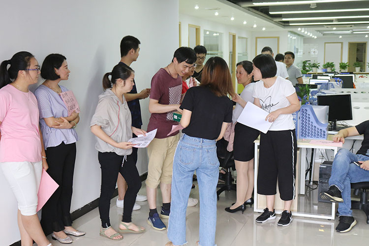 集中照.jpg